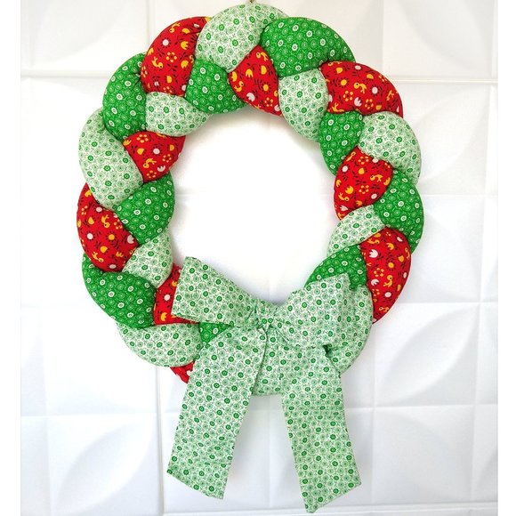 VTG 14" Braided Calico Christmas WREATH Cotton Cloth Red Green Country Cottage - Picture 5 of 9